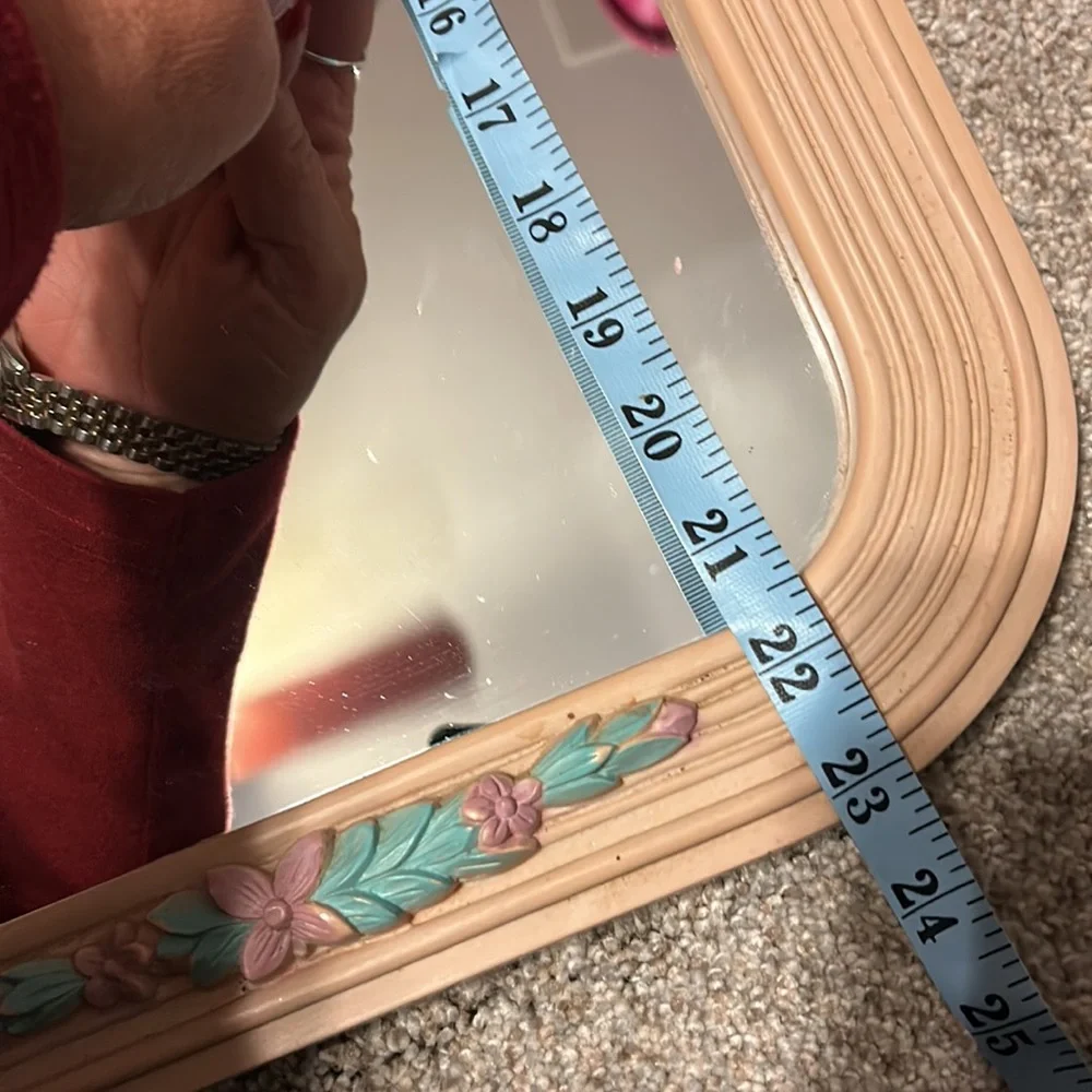 Decorative mirror